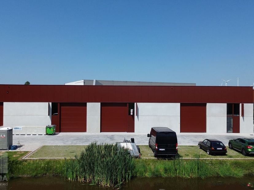 Bedrijfsvastgoed te koop in Stuivenbergstraat,
                    8870 Izegem