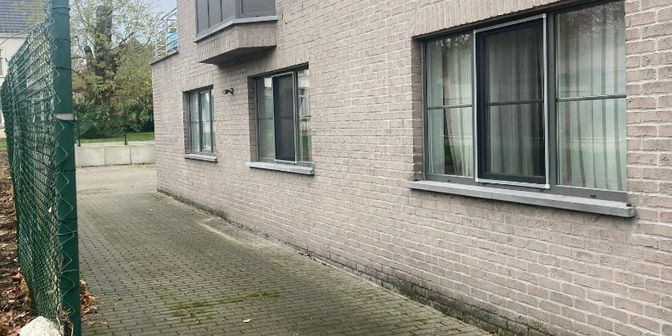 Garage te huur in Edewallestraat 10, 8610 Handzame