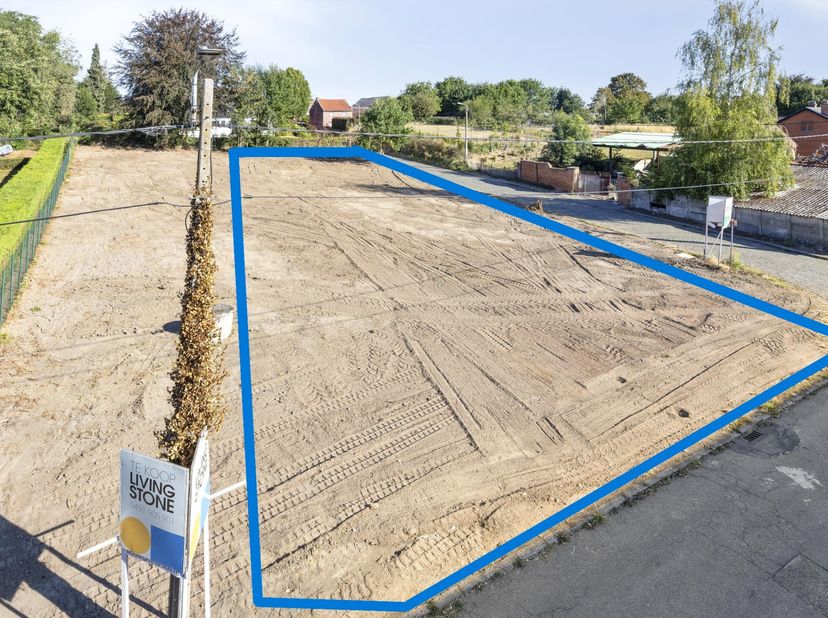 Bouwgrond te koop – 11a43 voor halfopen bebouwing in Goetsenhoven<br />
<br />
In de rustige en groene Konijnenbergstraat te Goetsenhoven bieden wij e