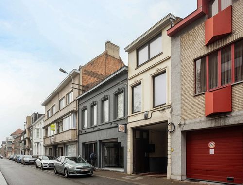                                         Usage mixte à vendre à Geraardsbergen, € 210.000

