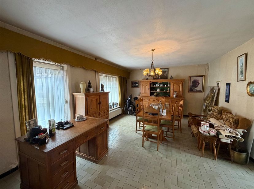 Huis te koop in Rue Haute 120,
                    7321 Blaton