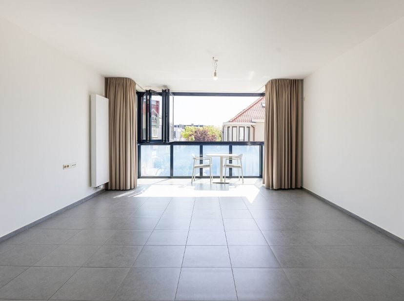 La Panne : Appartement 2 chambres prêt à emménager , idéalement situé à proximité de la mer et du centre Vous recherchez un appartement prêt à emménag
