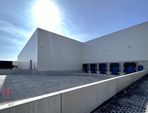                                         Bâtiment d’entreprise à louer à Desteldonk, € 28.998
