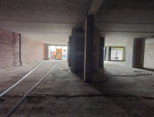                                         Commerce à vendre à Deurne, € 798.000
