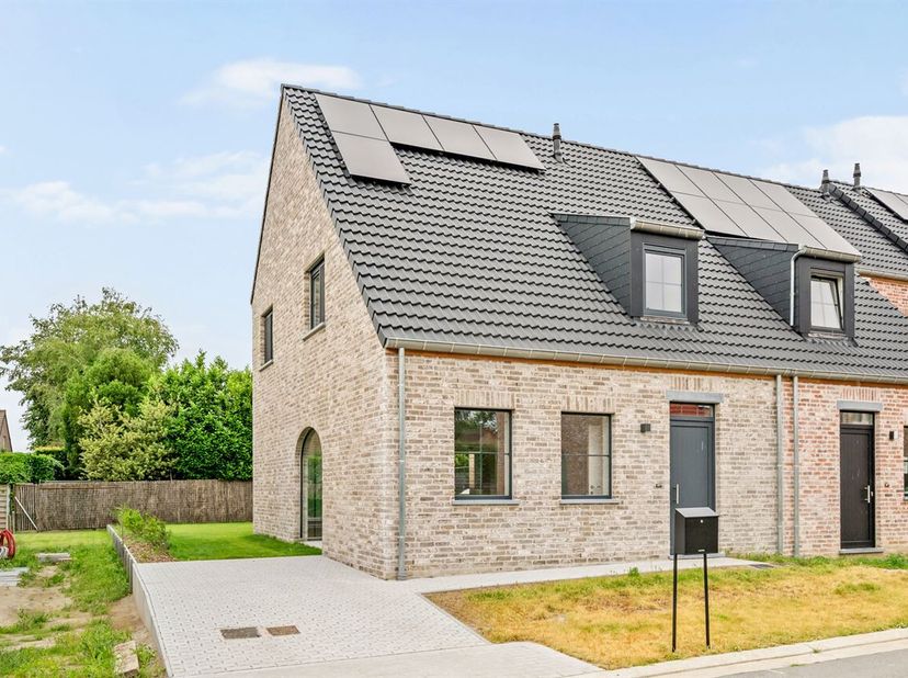 Huis te koop
                    in 8780 Oostrozebeke