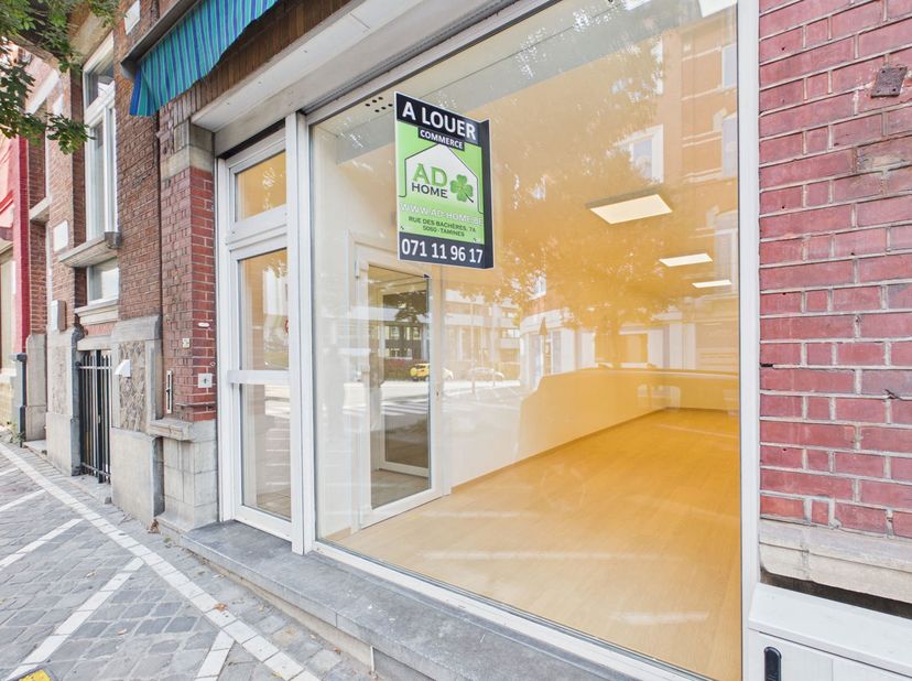 Bedrijfsvastgoed te huur in Rue de Montigny 76,
                    6000 Charleroi