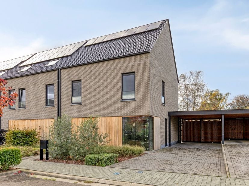 Huis te koop in ,
                    2220 Heist-op-den-Berg