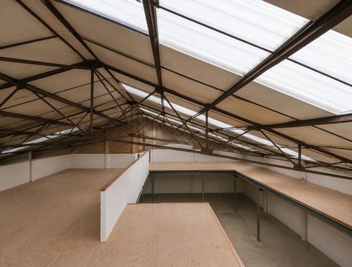                                         Bedrijfsgebouw te koop in Zedelgem, € 350.000

