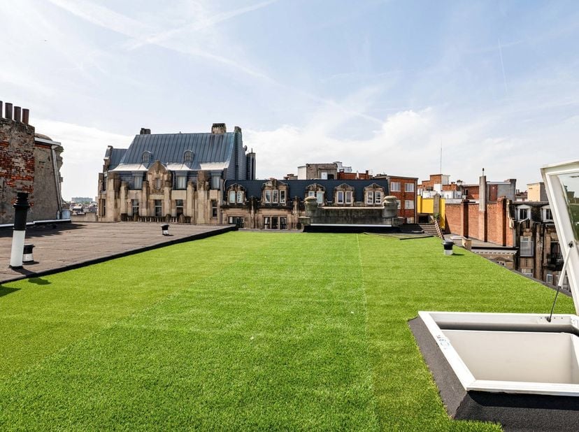 Wonen in het hart van Antwerpen, met alles binnen handbereik. De Plantin en Moretuslei combineert stedelijke levendigheid met een uitstekende verbindi