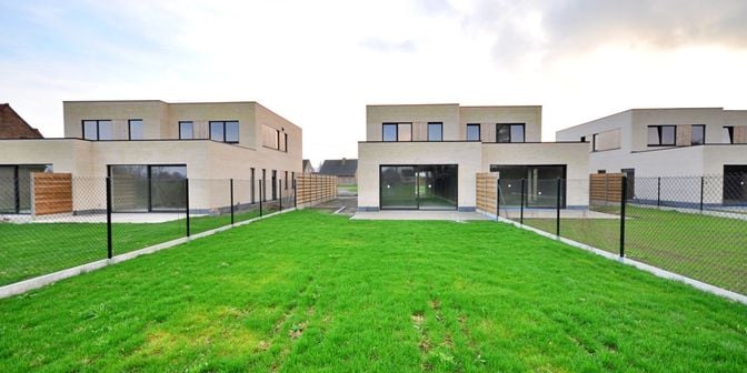 Huis te koop in Oudenaardsesteenweg 216, 8580 Avelgem