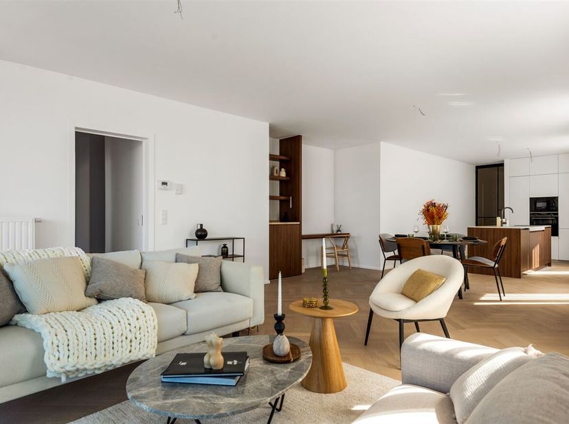 Luxueus en ruim appartement (126 m²) met overdekt terras van 15 m² met knap zicht over de Grote Markt<br />
Gelegen in de bruisende stadsomgeving Turn