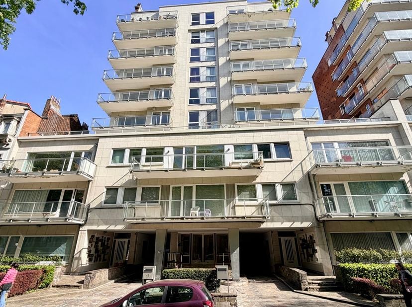 Appartement te koop
                    in 1180 Ukkel