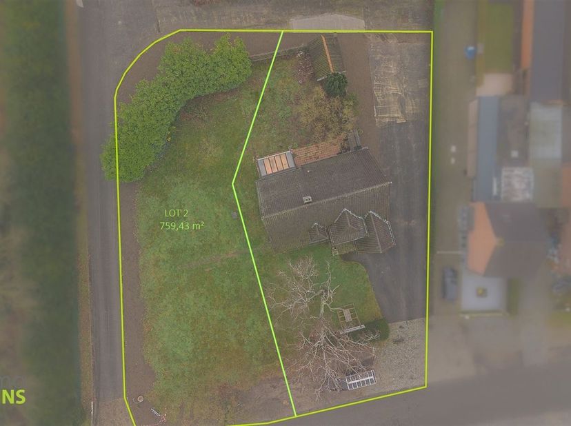 Bouwgrond voor een open bebouwing op een gunstige toplocatie in Berlare<br />
<br />
Ontdek deze grond van 759,43m², met een straatbreedte van 20,82