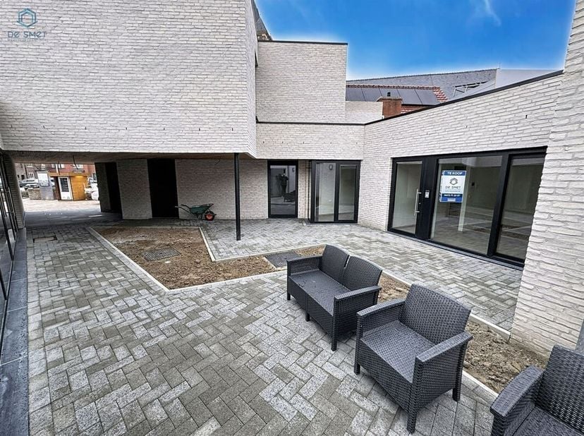 Appartement moderne en rez-de-chaussée dans un nouveau bâtiment avec 2 chambres, terrasse &amp; finitions haut de gamme au centre de ZandbergenPOSSIBILITÉ