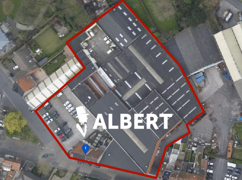 Knappe projectgronden op toplocatie te centrum Roeselare<br />
Op een uiterst centrale ligging bieden wij deze projectgronden aan met een totale opper