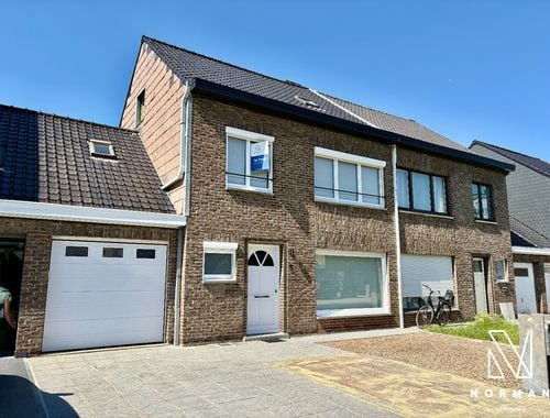                                         Maison à louer à Kuurne, € 925

