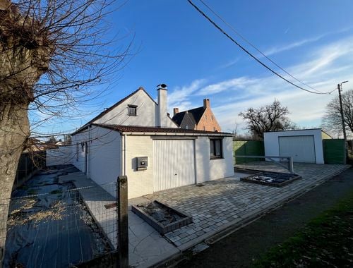                                         Maison à vendre à Asse, € 375.000
