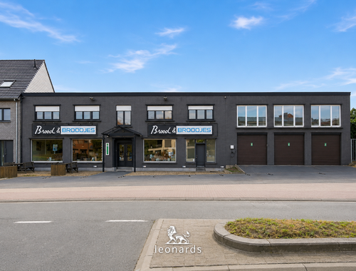                                         Usage mixte à vendre à Ingooigem, € 449.000
