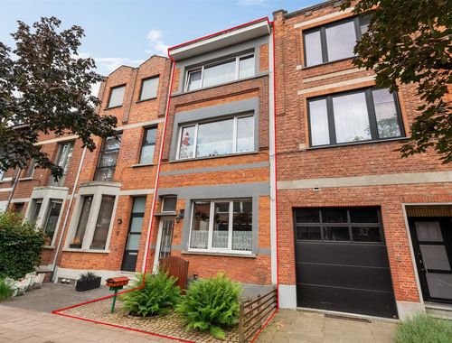                                         Eengezinswoning te koop in Merksem, € 289.000
