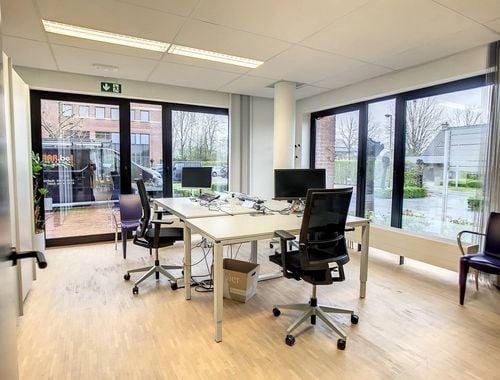                                         Kantoor te koop in Roeselare, € 539.000
