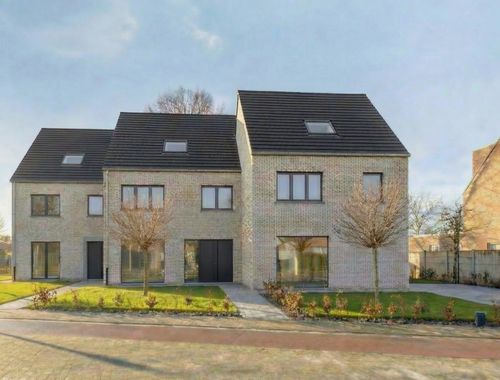                                         Woning te koop in Waarschoot, € 462.476
