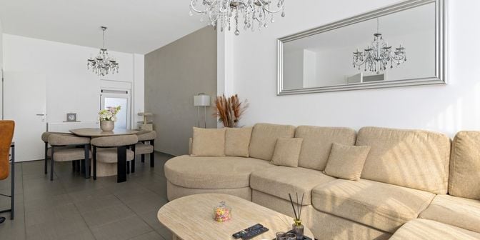 Huis te koop in Lange Lobroekstraat 172, 2060 Antwerpen