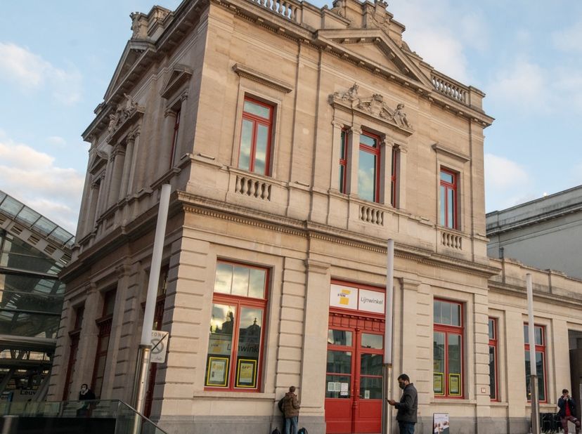 Coworkingruimte in Regus Railway Station Express<br />
<br />
Alle prijzen zijn vanaf-prijzen en kunnen worden gewijzigd, afhankelijk van de gekozen o