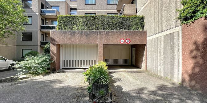 Garage te koop in 1200 Sint-Lambrechts-Woluwe