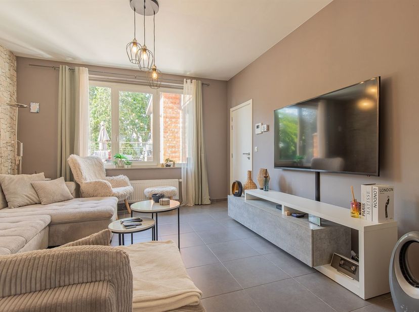 Bien professionnel à vendre
                    à 9280 Lebbeke