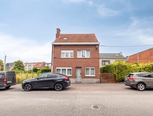                                         Woning te koop in Liedekerke, € 390.000
