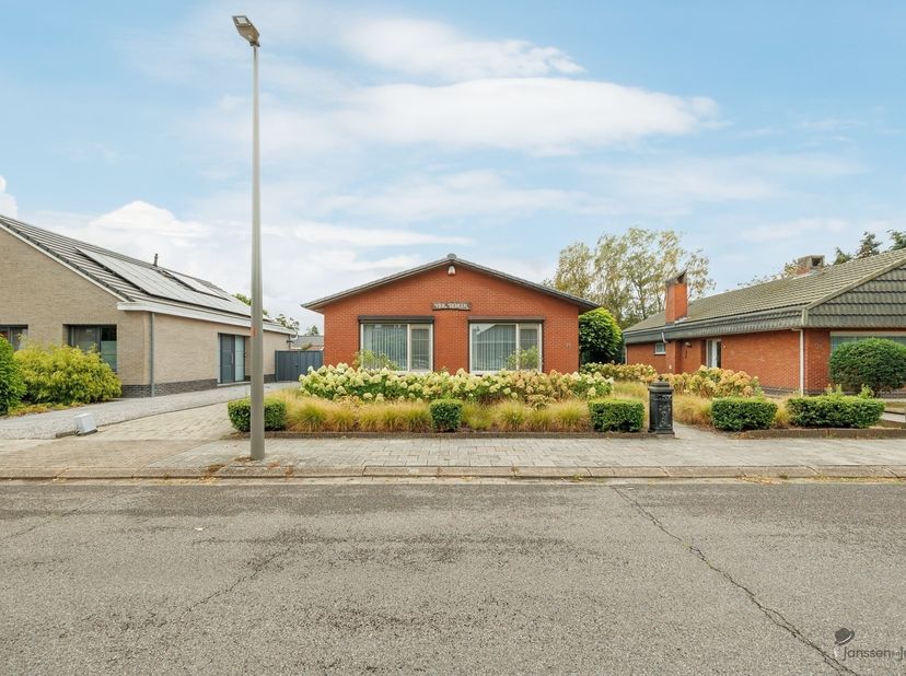 Huis te koop in Lassonhoflaan 23,
                    2940 Stabroek