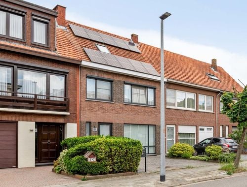                                         Woning te koop in Aartselaar, € 449.000
