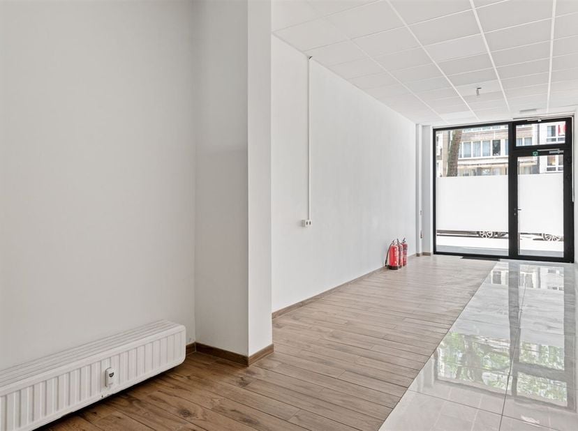 Bien professionnel à vendre
                    à 2018 Antwerpen
