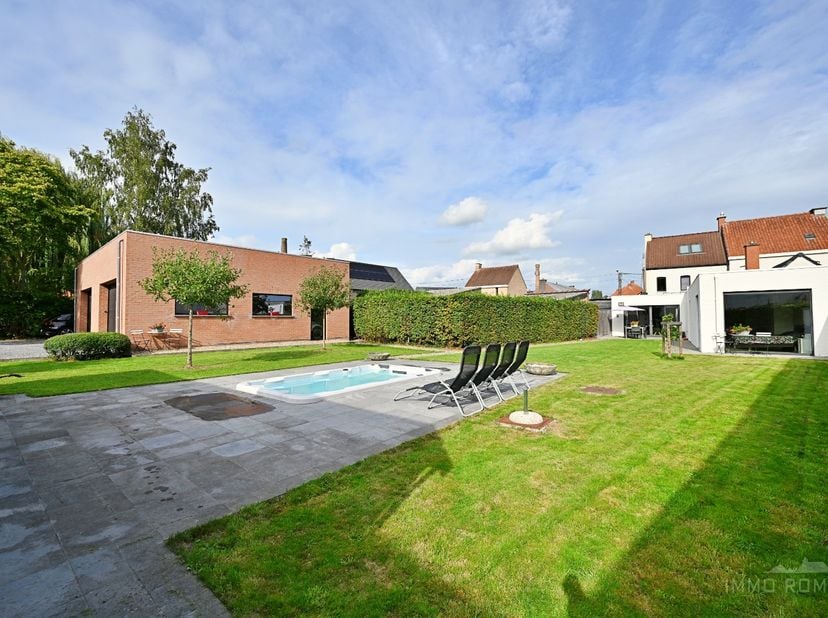 Huis te koop in Kasterstraat 19,
                    8570 Anzegem