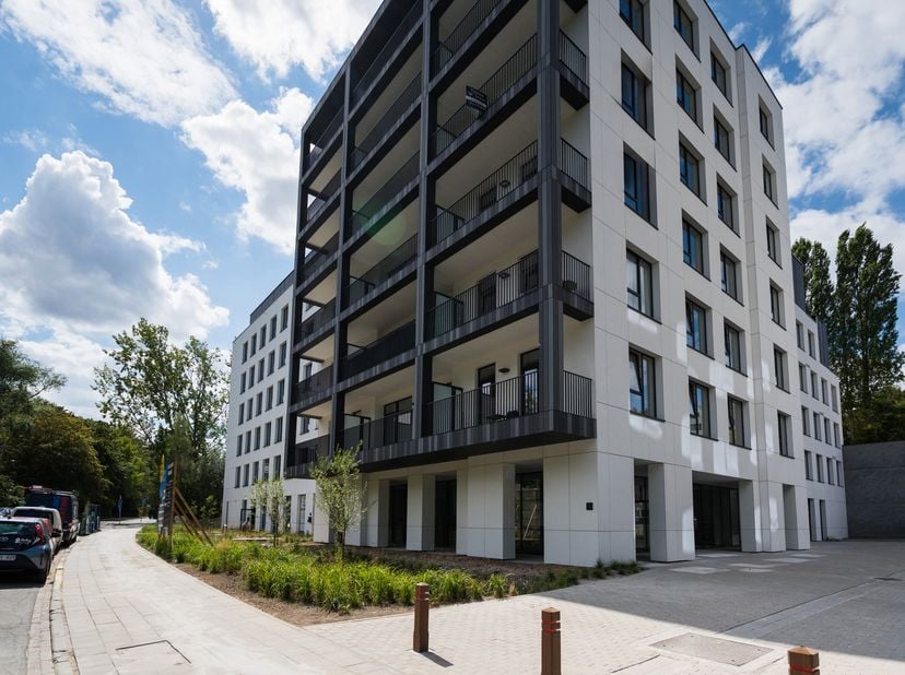 SINT-LAMBRECHTS-WOLUWE - Gelegen in een rustige en groene omgeving en toch dicht bij belangrijke snelwegen (E40, R0) en tal van voorzieningen (Woluwe
