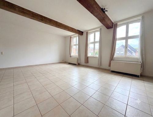                                         Appartement à louer à Tournai, € 900

