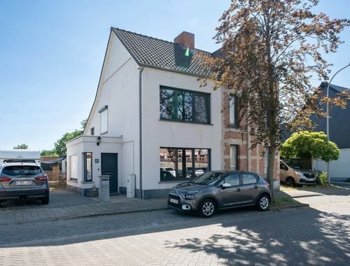                                         Woning te koop in Heist-op-den-Berg, € 399.000
