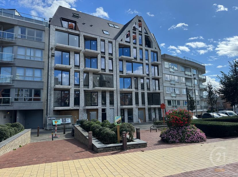 Appartement te koop
                    in 8434 Westende