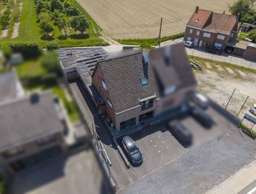                                         Kantoor te koop in Waregem, € 399.500
