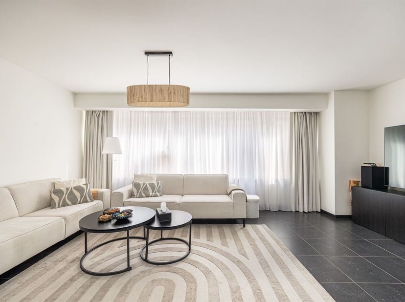 Instapklaar appartement met staanplaats te Mechelen<br />
<br />
Het appartement is gelegen aan de Leopoldstraat in Mechelen. Dankzij deze uitsteken