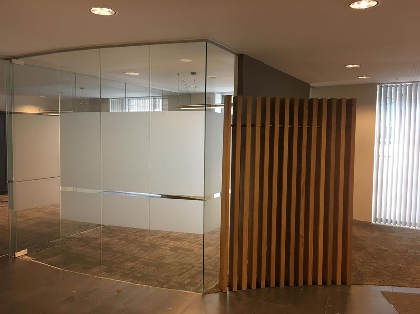 Bien professionnel à louer
                    à 3800 Sint-Truiden