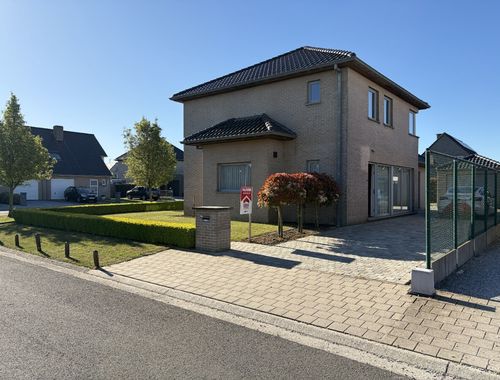                                         Maison à louer à Rumbeke, € 950
