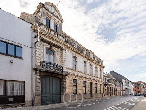                                         Handelszaak te koop in Lebbeke, € 725.000
