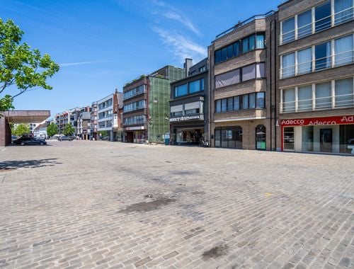                                         Kantoor te koop in Deinze, € 329.000
