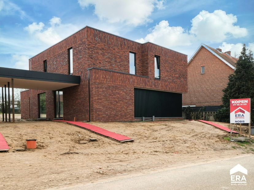 Huis te koop in Voetpad 38A,
                    3550 Zolder