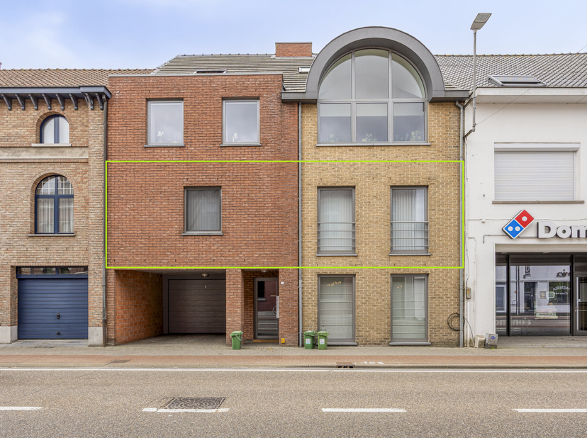 Instapklaar appartement met 2 slaapkamers en terras in het hart van Retie<br />
Op zoek naar comfortabel wonen op een toplocatie? Dit verzorgd apparte
