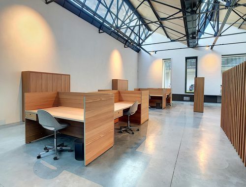                                         Kantoor te huur in Kortrijk, € 2.085
