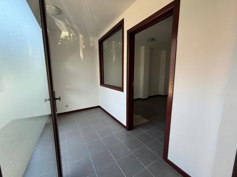 Appartement à louer
                    à 9300 Aalst