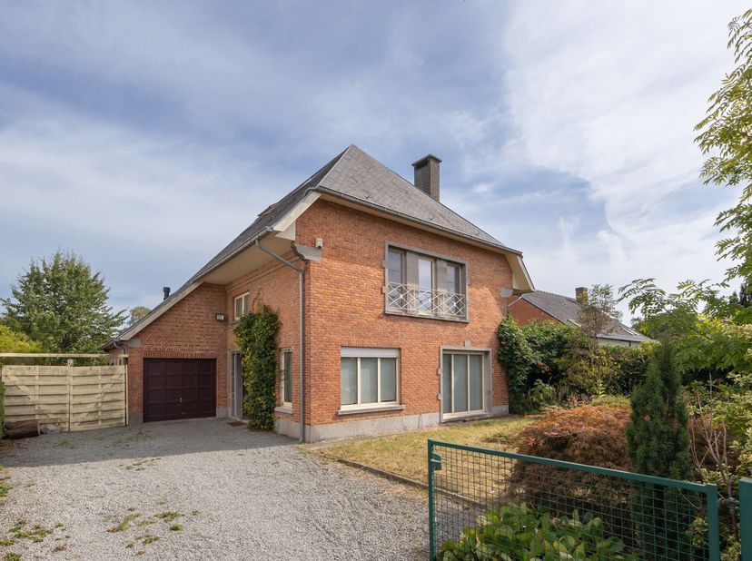 Maison à vendre à Klapperbeekstraat 149,
                    9100 Sint-Niklaas