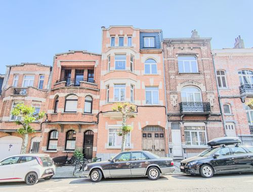                                         Gelijkvloers app. te koop in Schaarbeek, € 399.000
